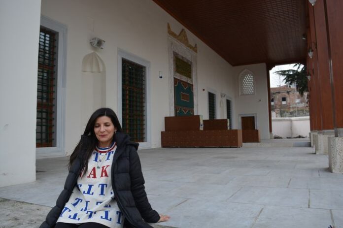 Istanbul_to_Plovdiv_Road_Trip_Balat_013