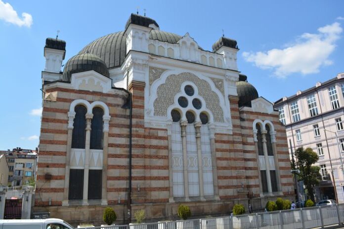 Sofia_to_Edirne_Weekend_Itinerary_Central_Synagogue_001